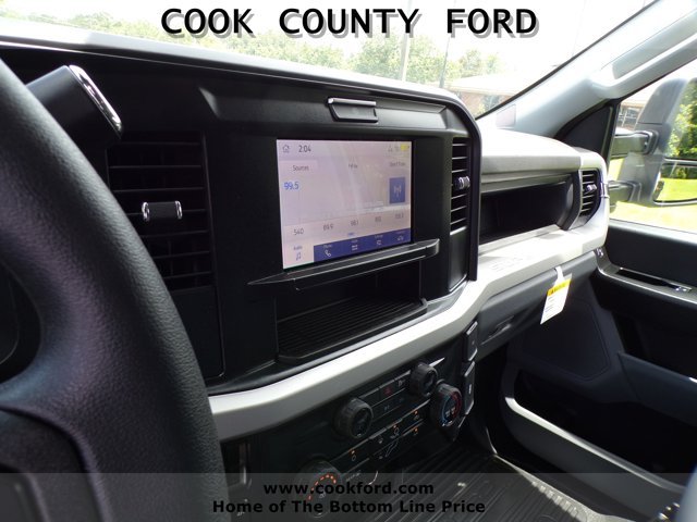 New 2026 Oxford White Ford F-350® XL image 19