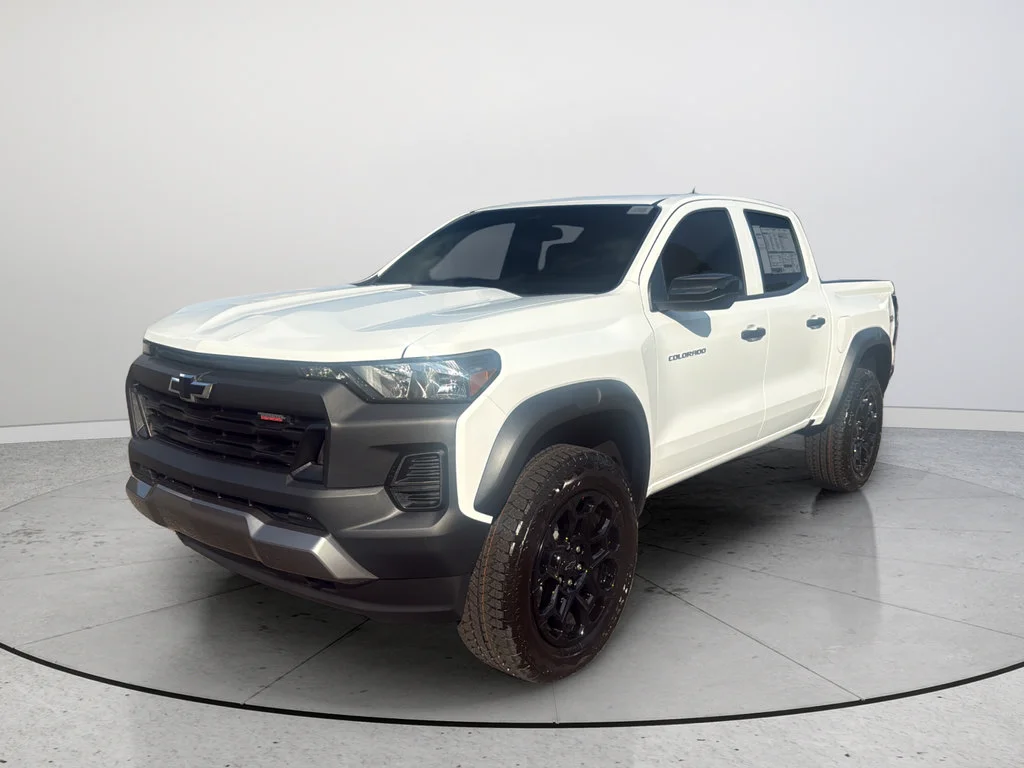 New 2026 Summit White Chevrolet Trail Boss image 3