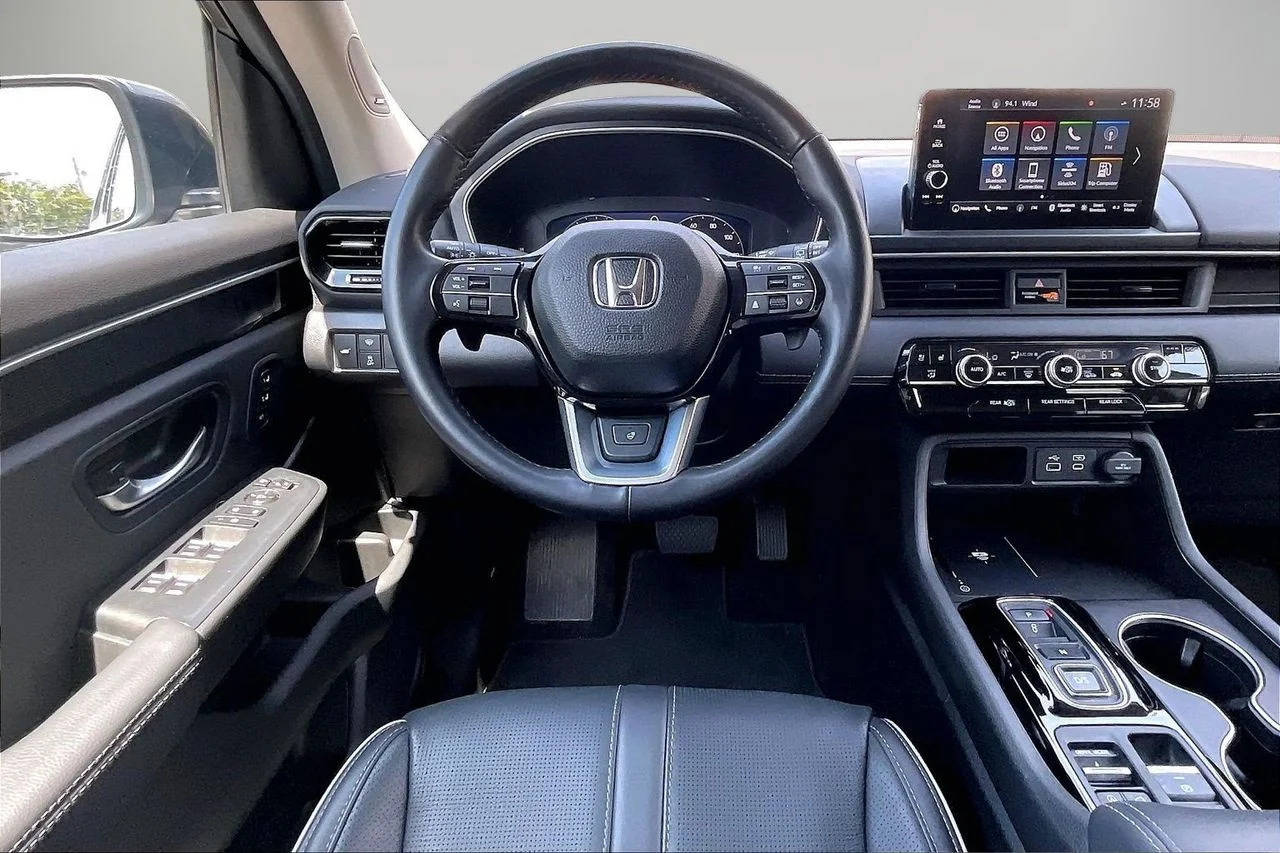 Certified Used 2025  Honda Elite image 12