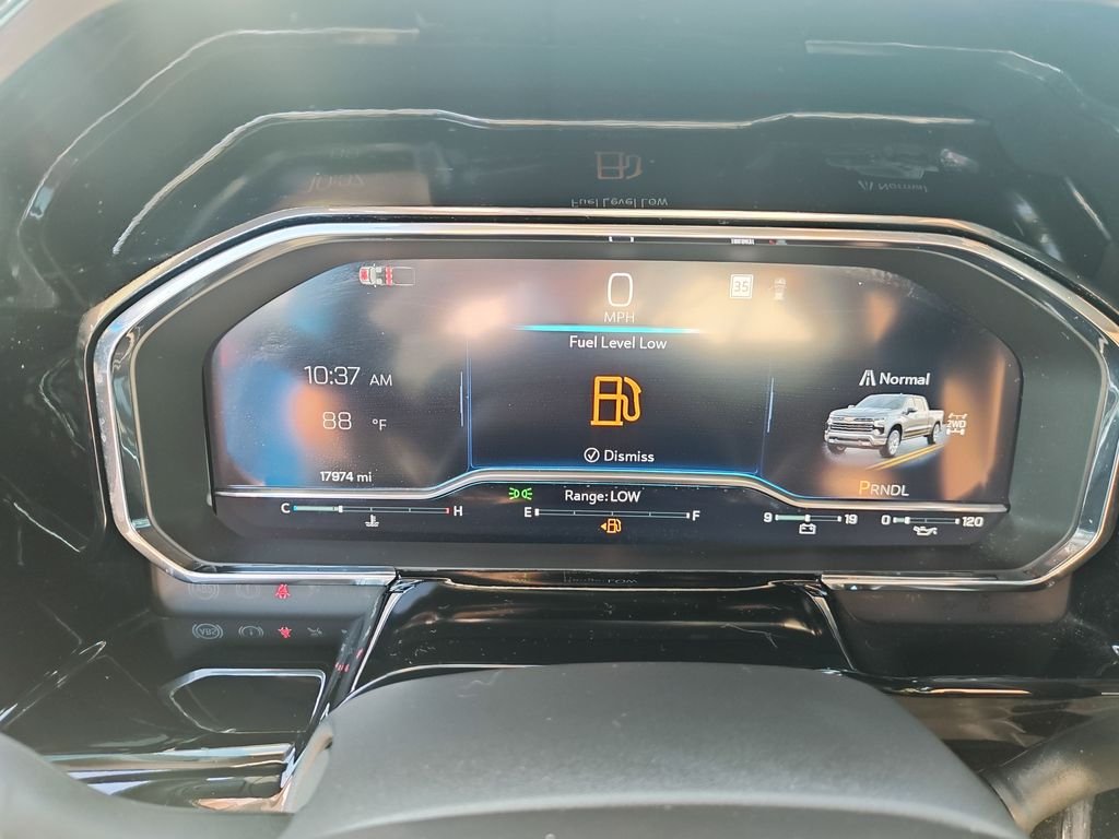 Used 2025 Blue Chevrolet LT image 18