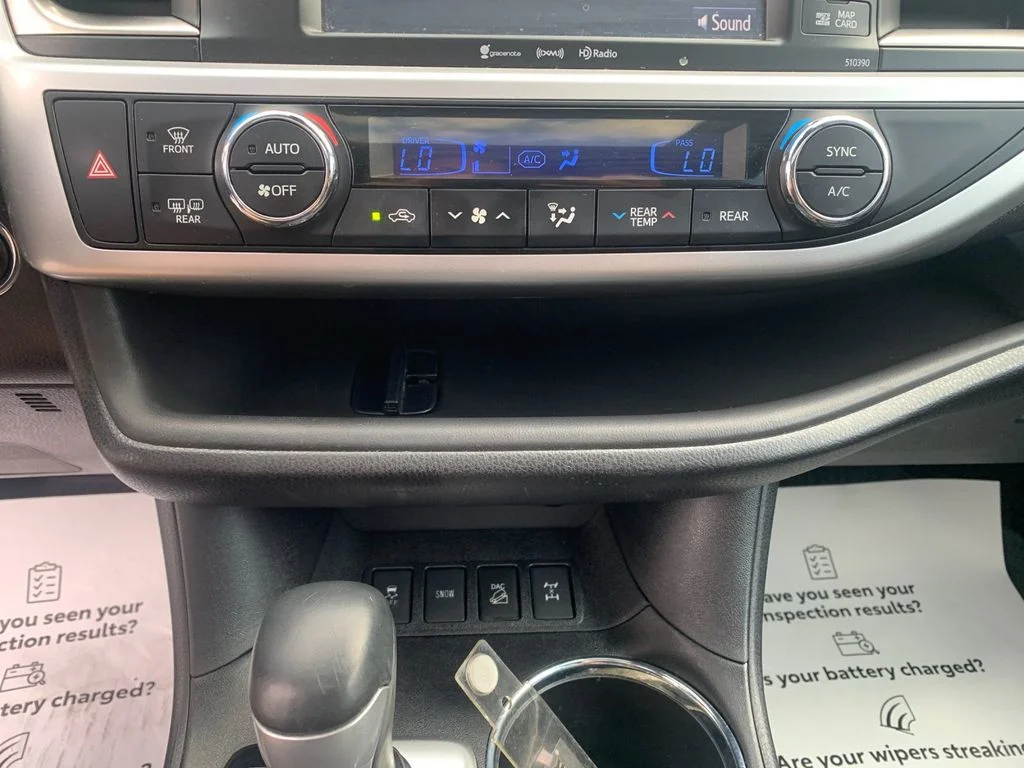 Used 2019 Gray Toyota SE image 25