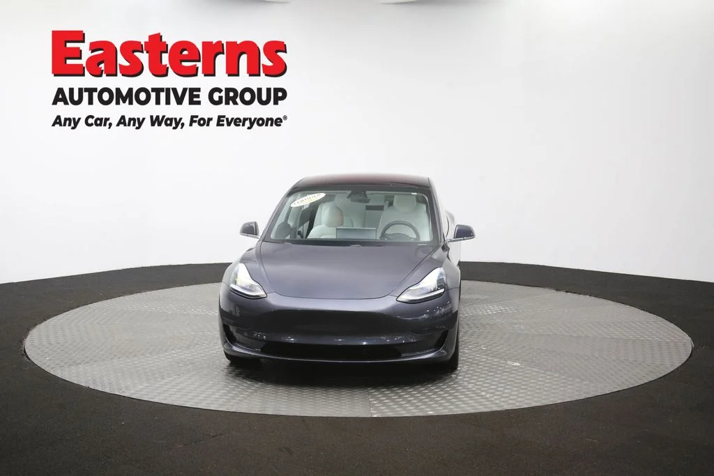 Used 2018 Gray Tesla Long Range image 48