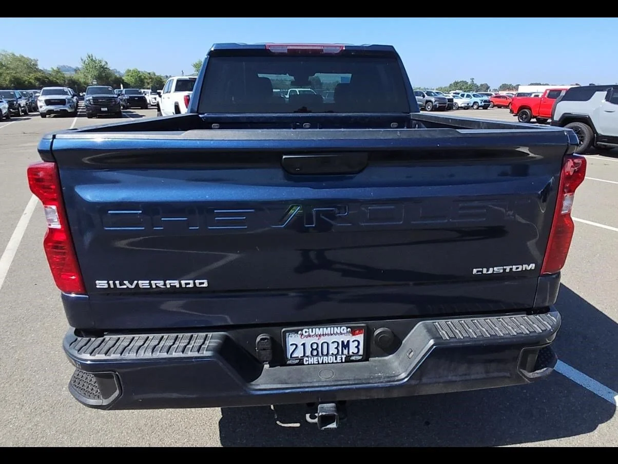 Used 2022 Northsky Blue Metallic Chevrolet Custom image 18
