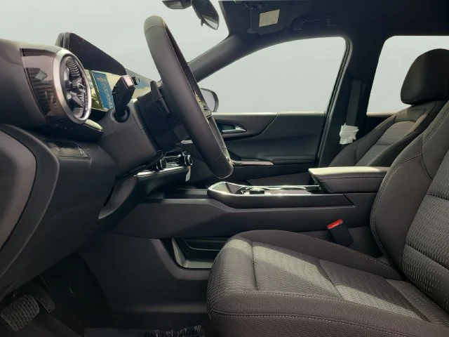 New 2027 Mosaic Black Metallic Chevrolet LT image 21