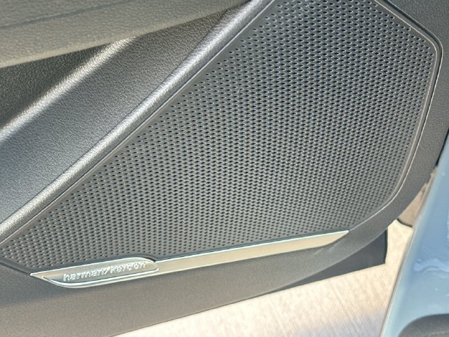 New 2027 Heritage Blue Kia SX Prestige image 19