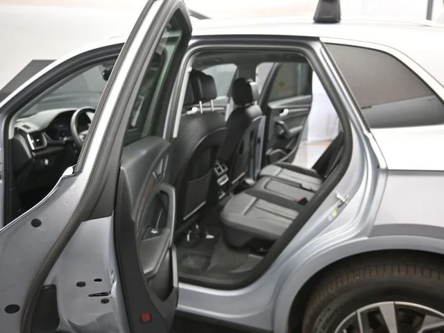 Used 2024  Audi 45 S line Premium image 11