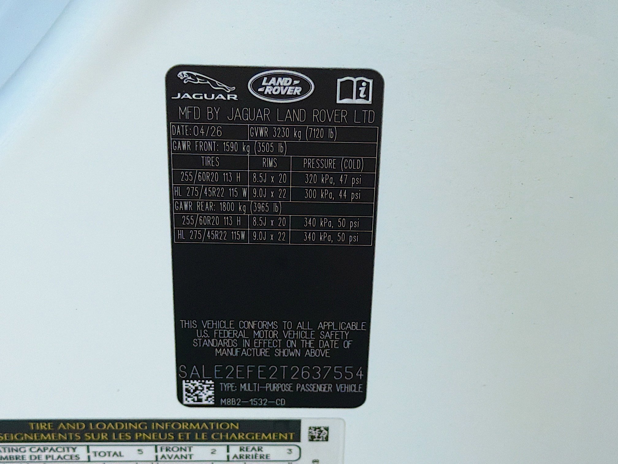 New 2026 Fuji White Land Rover X-Dynamic SE image 43