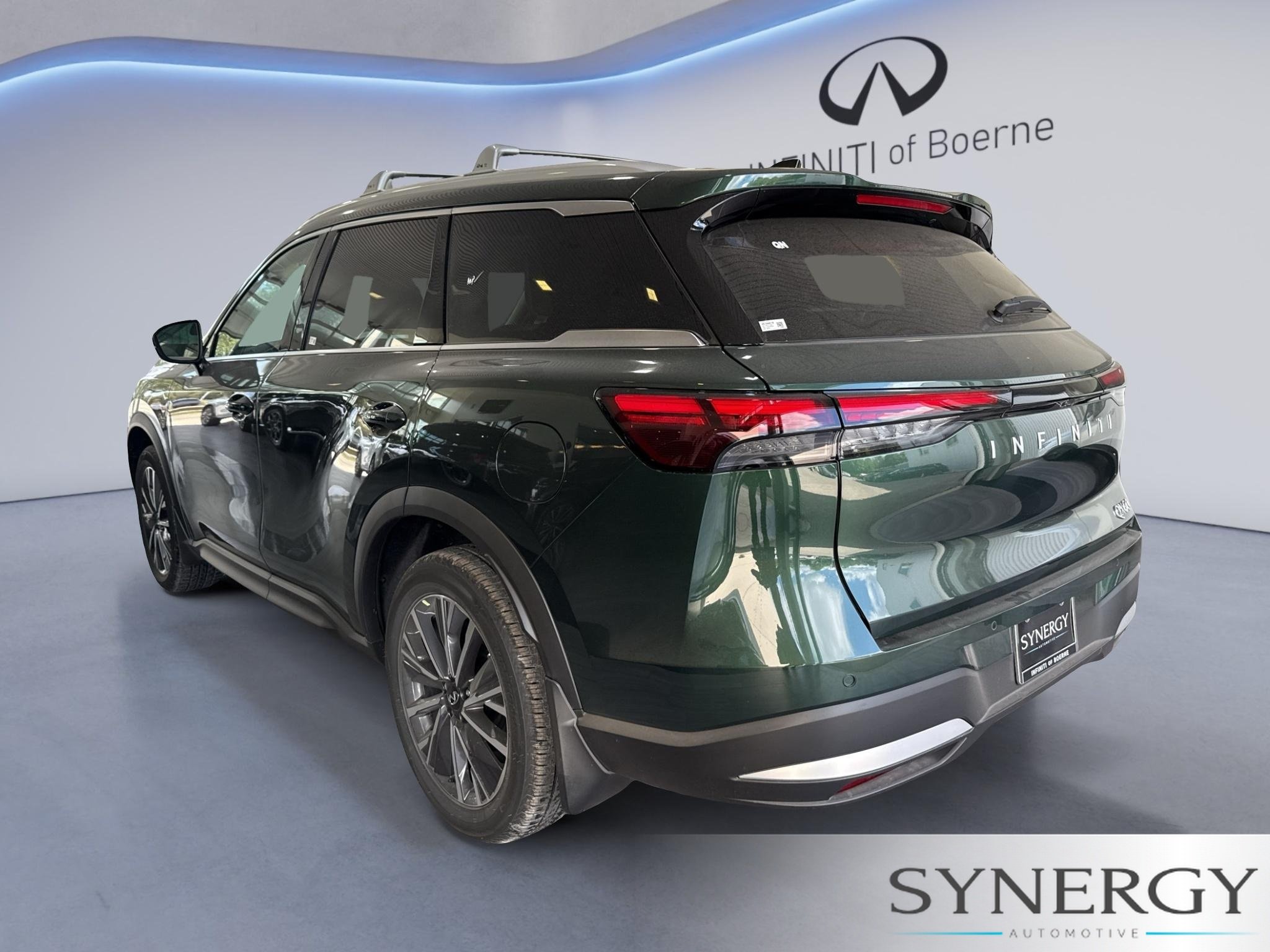 New 2027 Deep Emerald INFINITI LUXE image 6