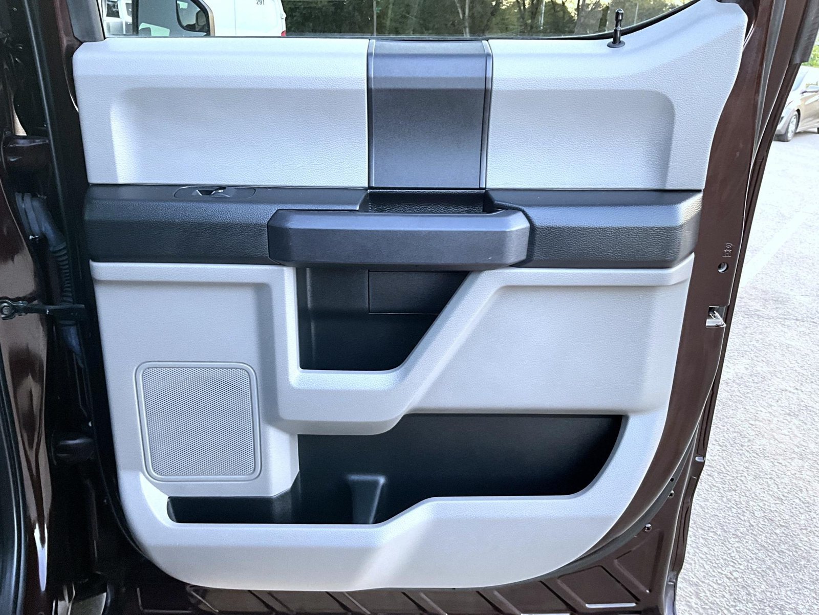 Used 2019 Red Ford XL image 20