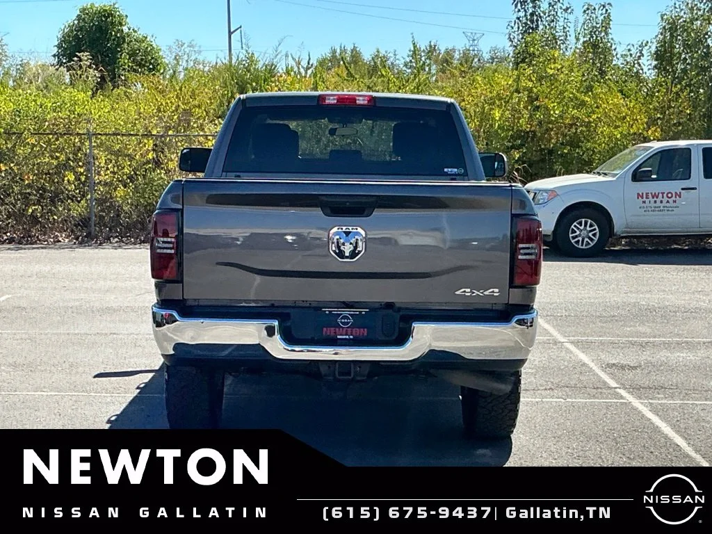 Used 2020 Crystal Metallic Ram Tradesman image 5