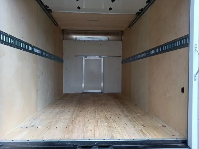 New 2026 Oxford White Ford Cutaway image 25