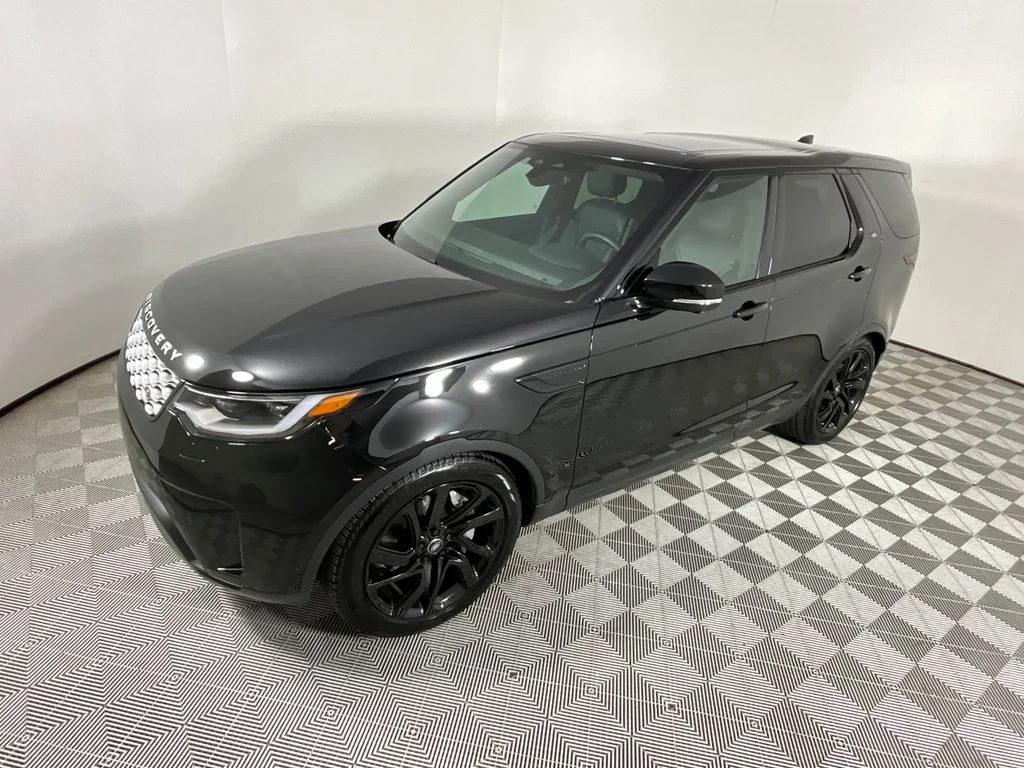 Certified Used 2025 Black Land Rover S image 9