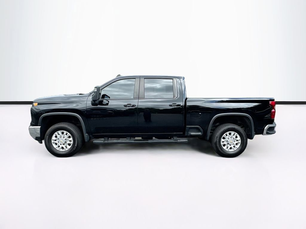 Used 2024 Black Chevrolet LT image 8