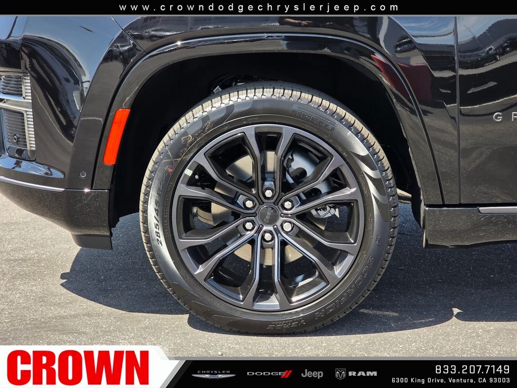 New 2026 High Gloss Black Exterior Paint Jeep Summit Reserve image 9