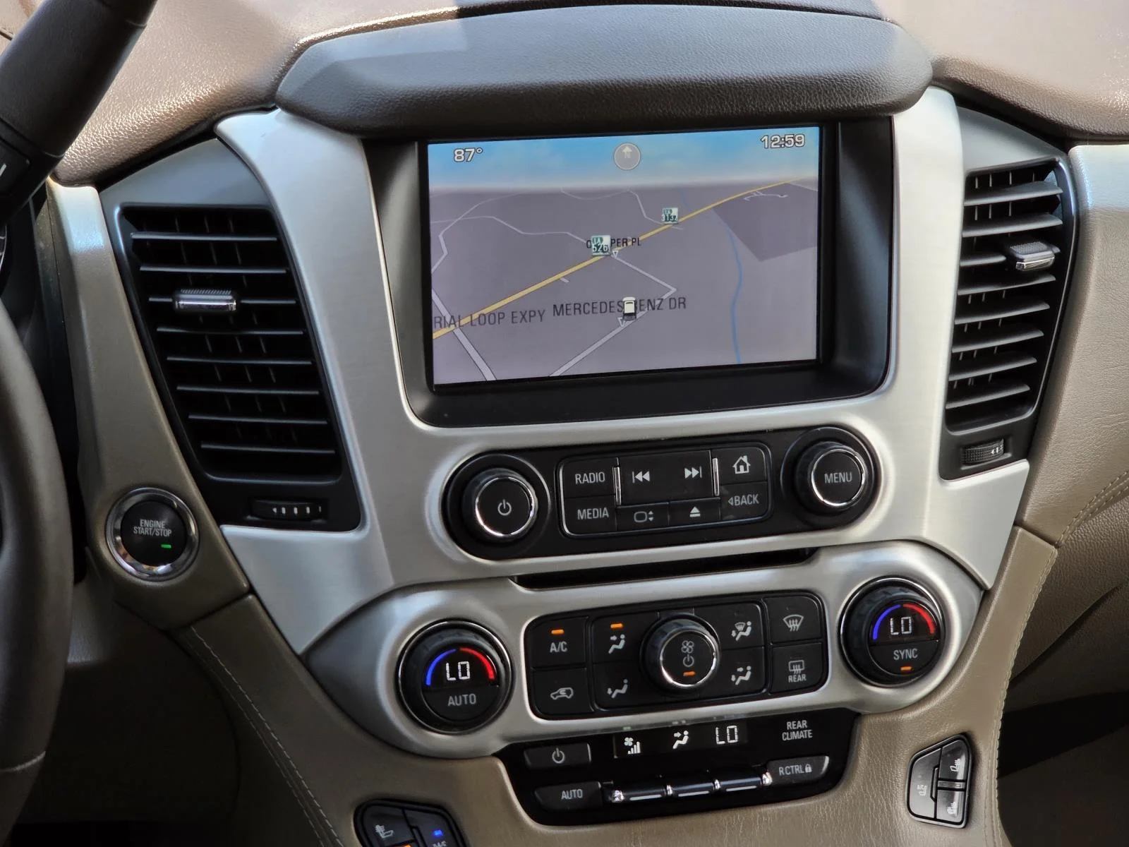 Used 2015 CHAMPAGNE SILVER METALLIC GMC SLT image 16