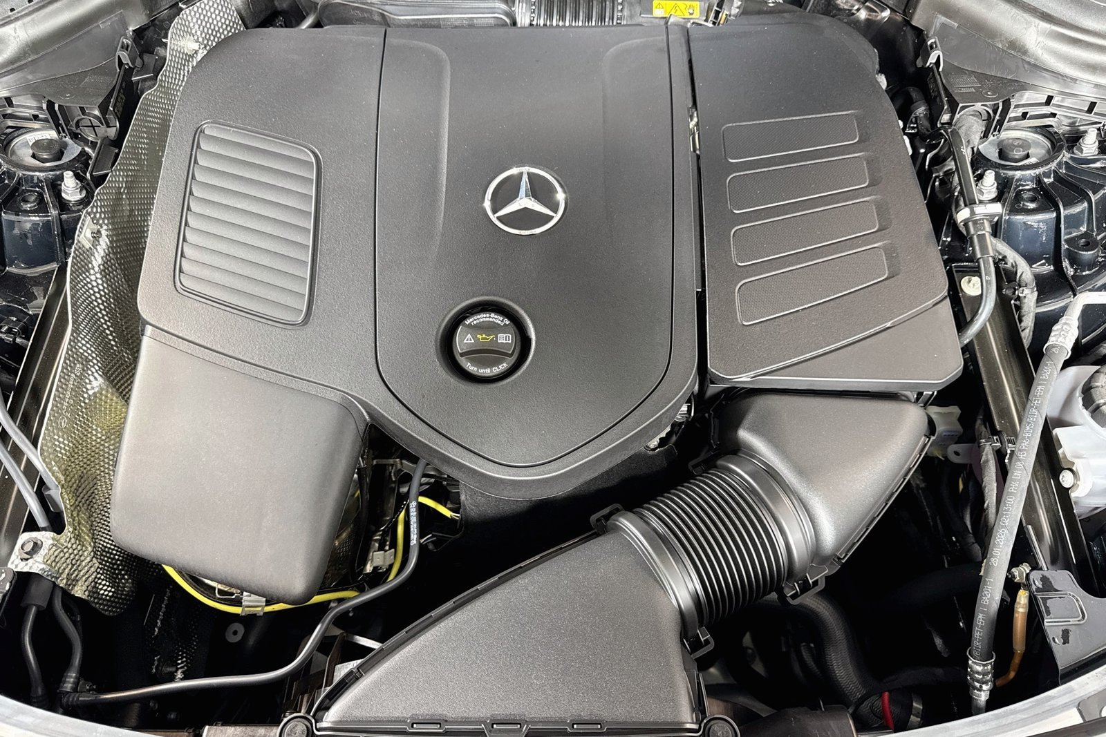 New 2026 Black Mercedes-Benz GLC 300 image 28