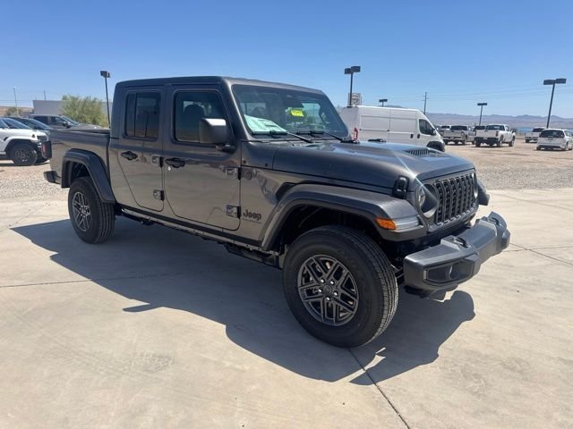 New 2026 Granite Crystal Metallic Clearcoat Jeep Sport S image 5