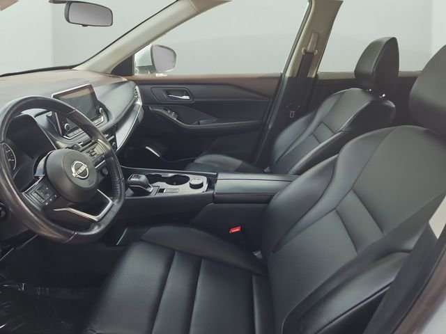 Used 2023 Brilliant Silver Metallic Nissan SV image 33