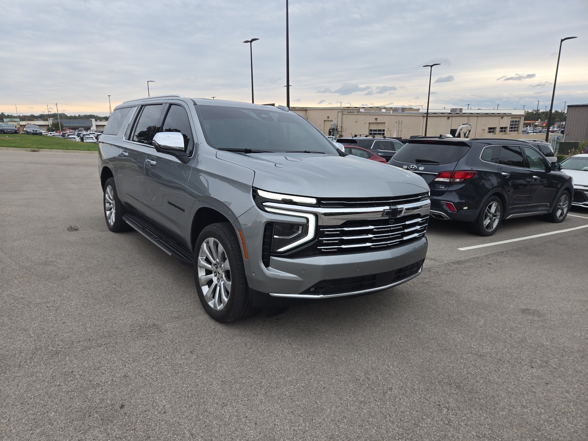 2025 Chevrolet Suburban Premier