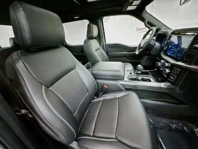 New 2026 Star White Metallic Tri-Coat Ford Lariat® image 30