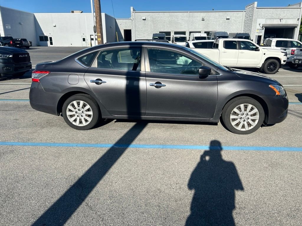Used 2015 Gray Nissan SV image 4