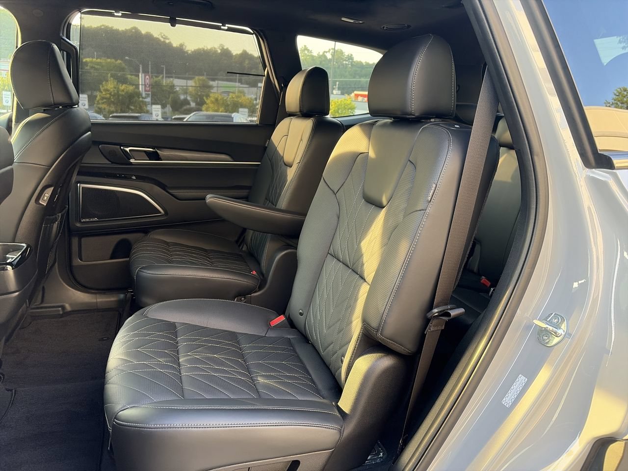 Used 2024 Wolf Gray Kia SX Prestige X-Line image 32