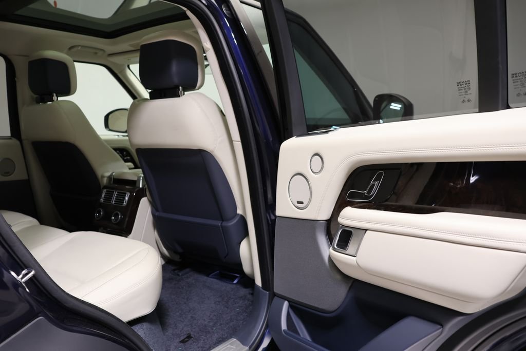 Used 2020 Portofino Blue Metallic Land Rover HSE image 44