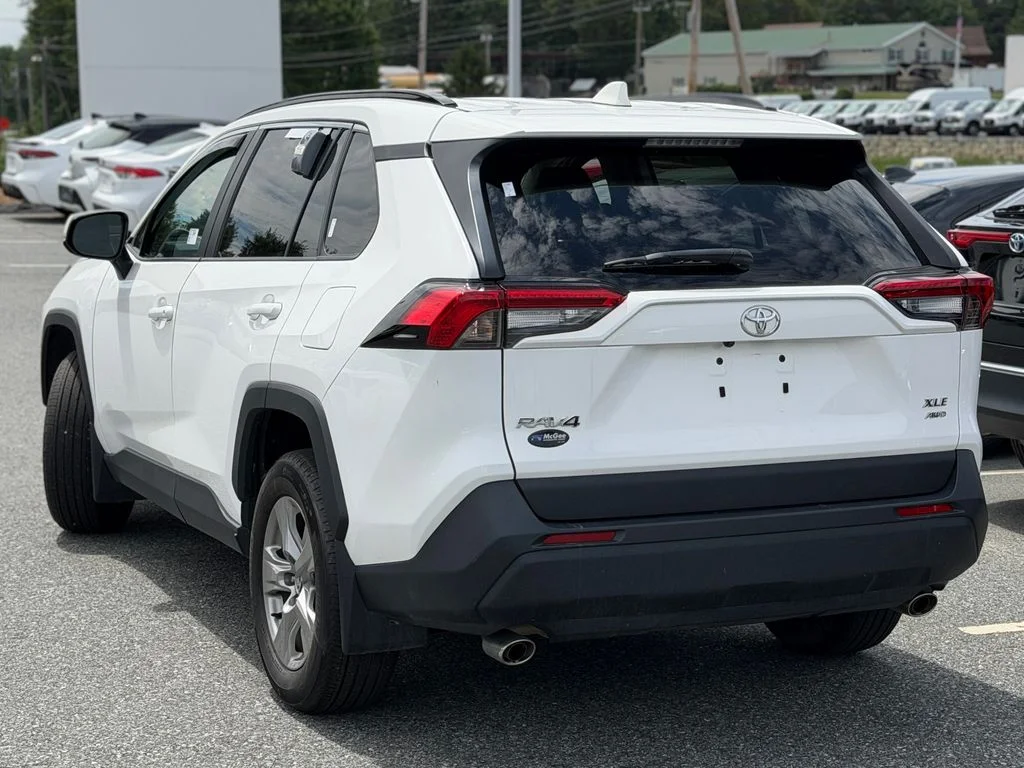 Used 2024 White Toyota XLE image 3