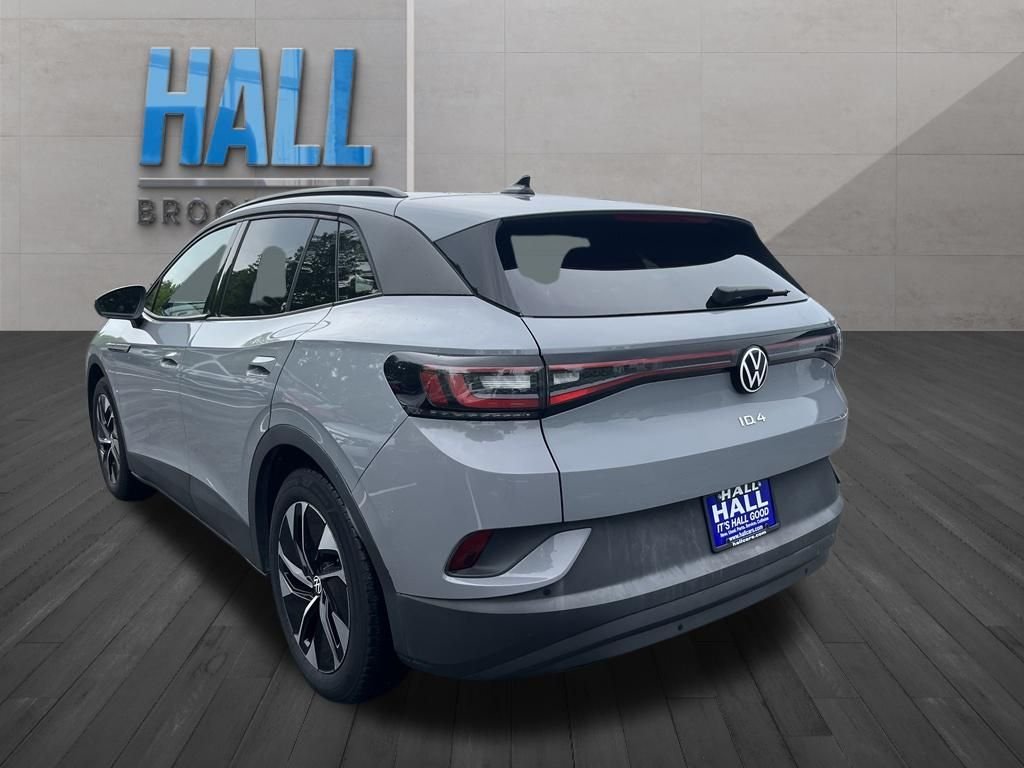 Used 2021 Gray Volkswagen Pro S image 3