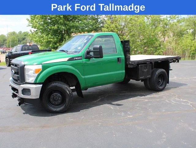 2015 Ford F-350 XL 4x4 Regular Cab 141-In DRW's photo
