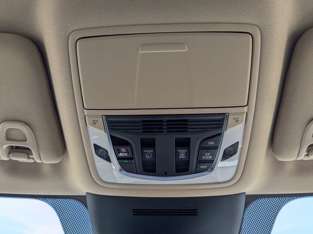 New 2026 Platinum White Pearl Acura Base image 28