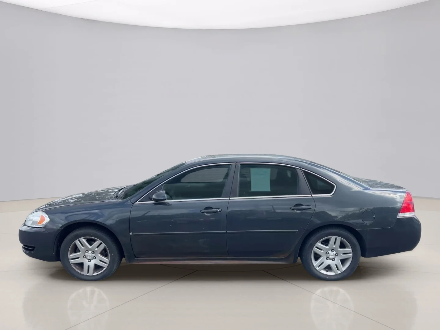 Used 2016 Grey Chevrolet LT FLEET image 6