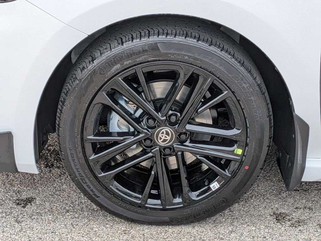 New 2026 Ice Cap Toyota SE image 15
