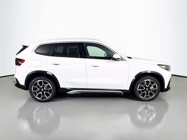Used 2026 Alpine White BMW xDrive28i image 8