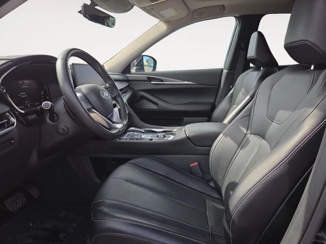 Used 2024  INFINITI LUXE image 9