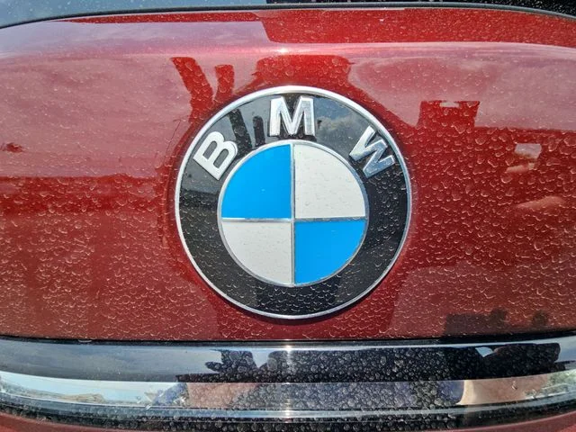 Used 2025 Red BMW xDrive40i image 35