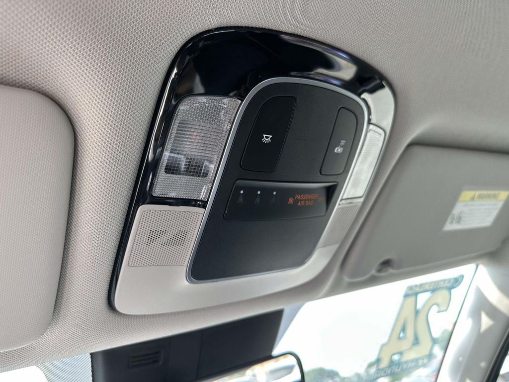2024 Hyundai Tucson SE - Photo 38