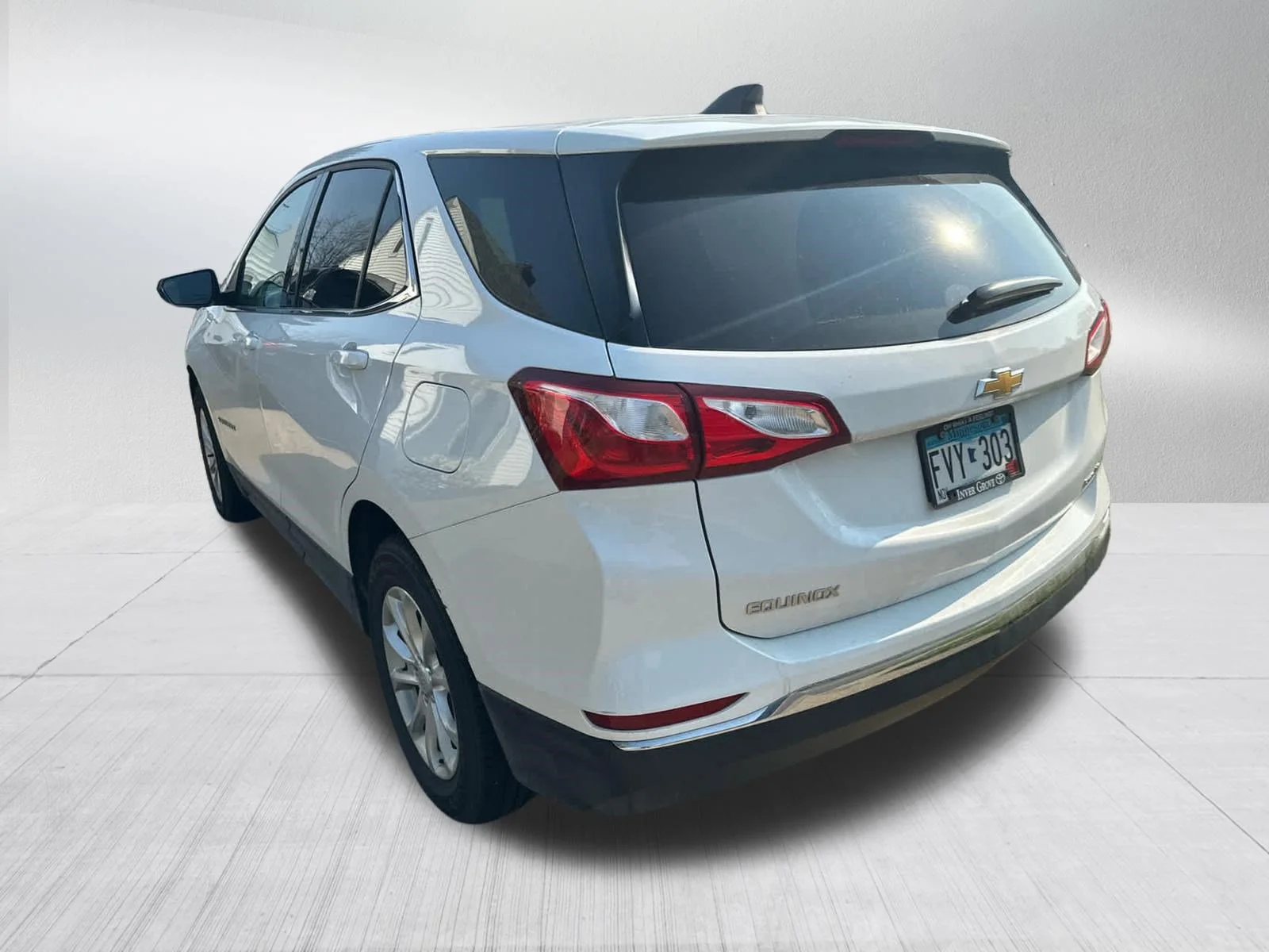 Used 2020 Summit White Chevrolet LT image 2