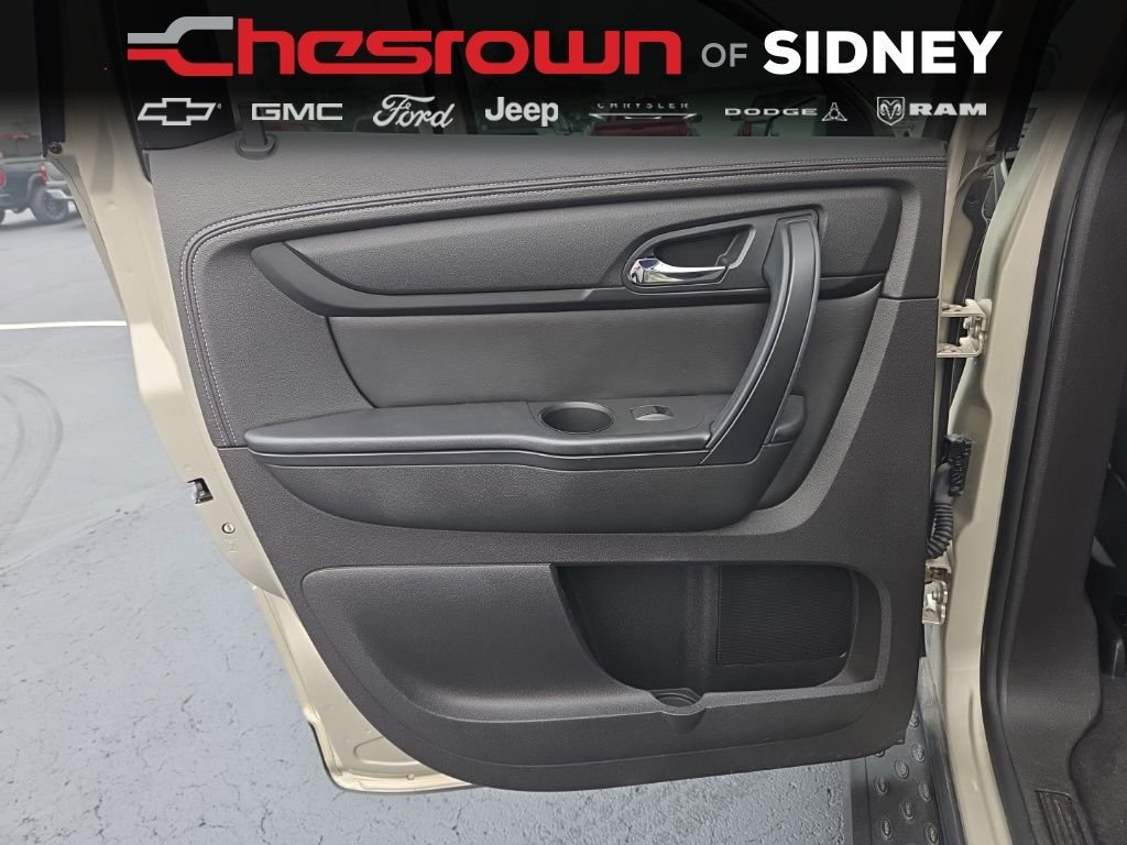 Used 2014 Gold Chevrolet LT image 18