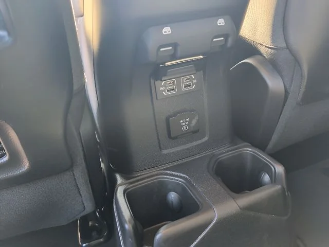 Used 2025 White Jeep Rubicon image 30