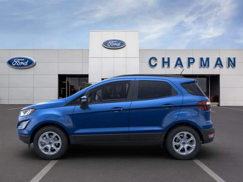 New 2021 Lightning Blue Metallic Ford SE image 3