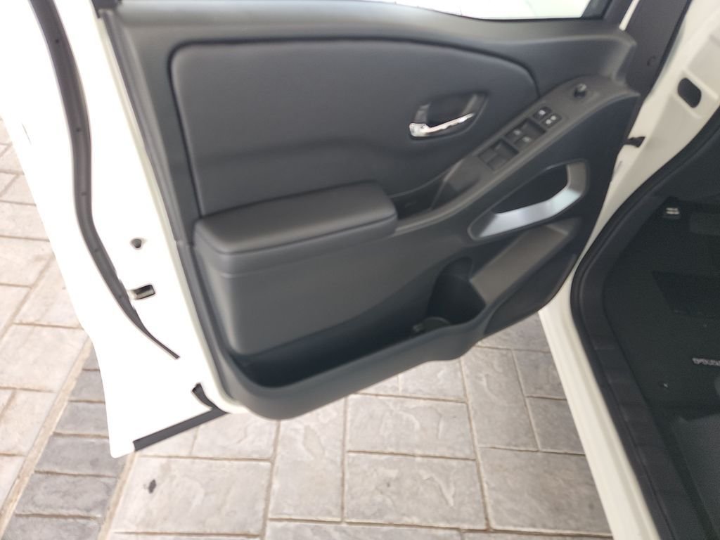 New 2026 Glacier White Nissan SV image 27
