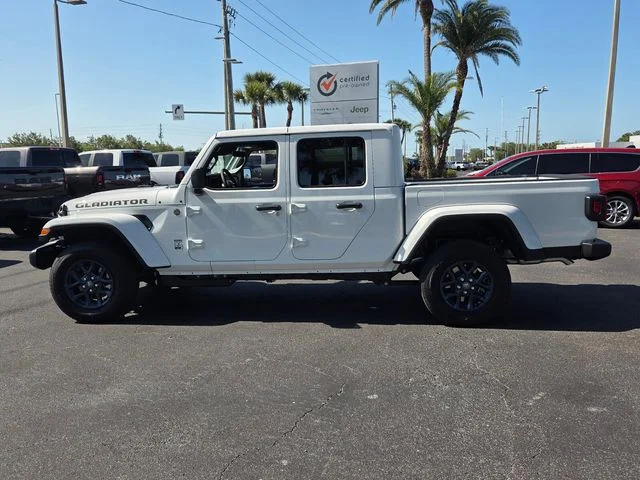 New 2026 Bright White Clear-Coat Exterior Paint Jeep 85th Anniversary Edition image 4