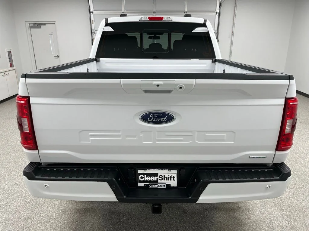 Used 2023 White Ford XLT image 9