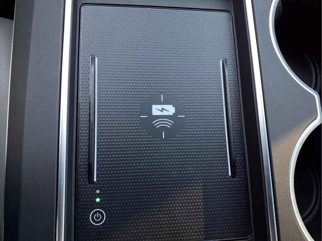 Used 2026 Solar Silver Metallic Acura Technology Package image 25