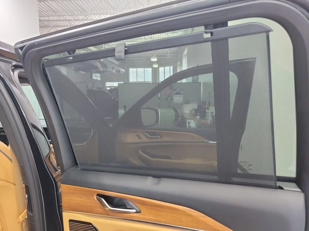 Used 2023 Black Jeep Summit Reserve image 19