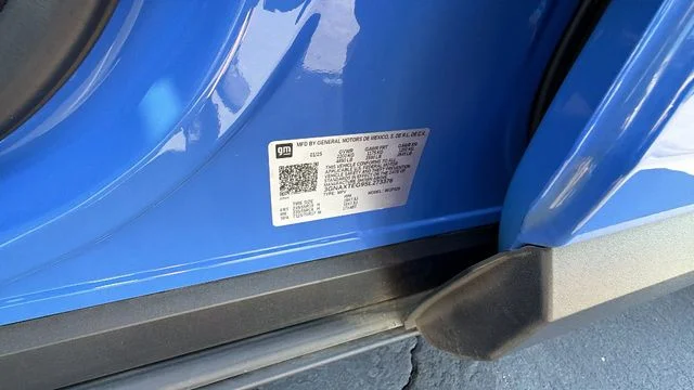 Used 2025 Blue Chevrolet RS image 33