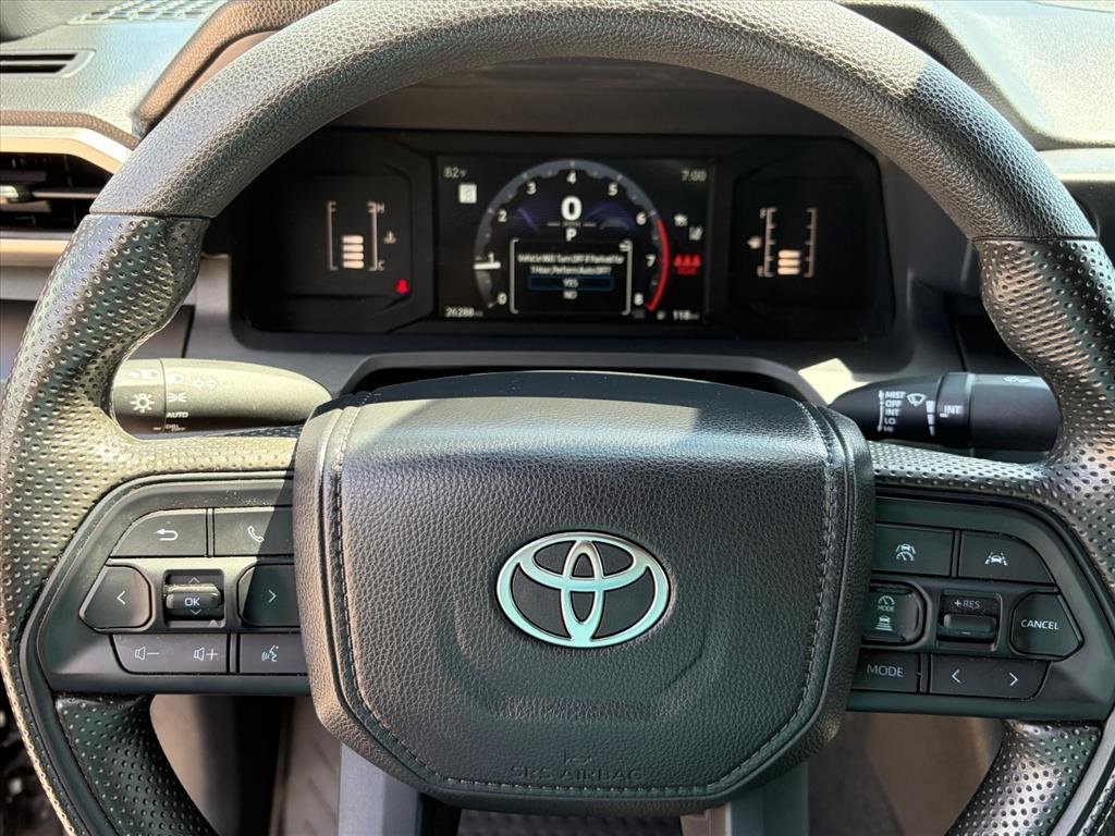 Used 2025 Underground Toyota SR image 18