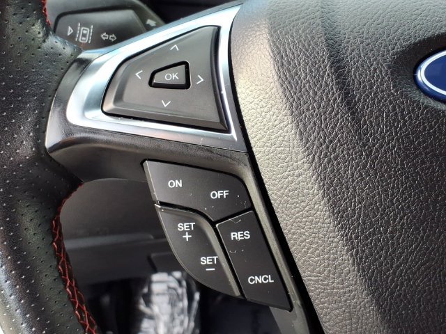 2024 Ford Edge ST-Line - Photo 25