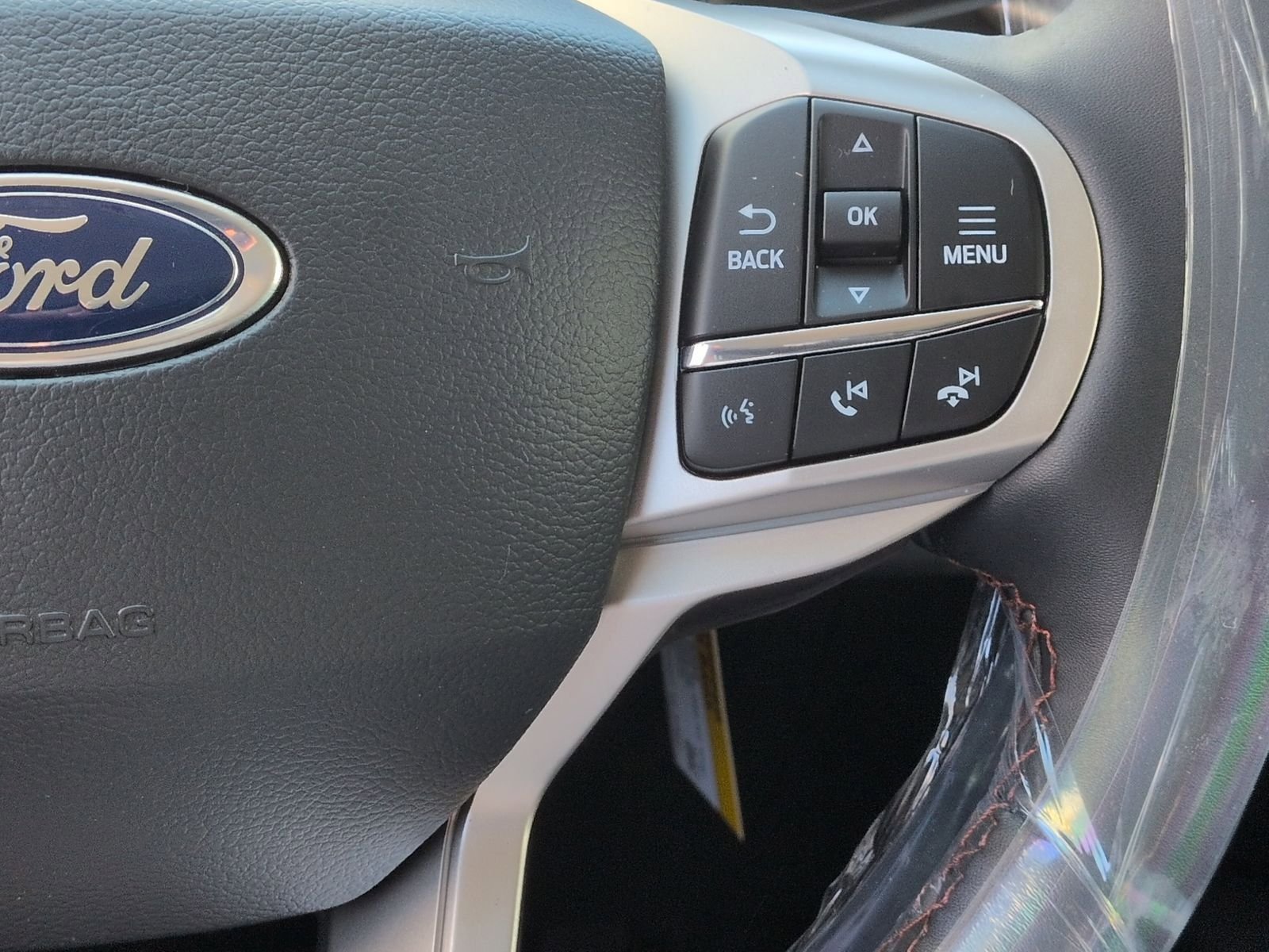 New 2026 Star White Ford Active image 25